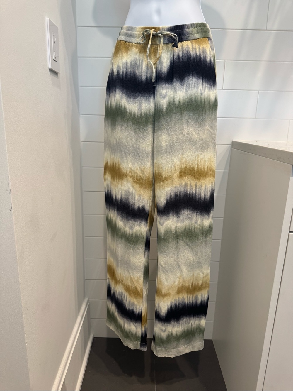 Zara Tie-Dye Wide Leg Pants — Olive, Navy & Mustard - Picture 3 of 8
